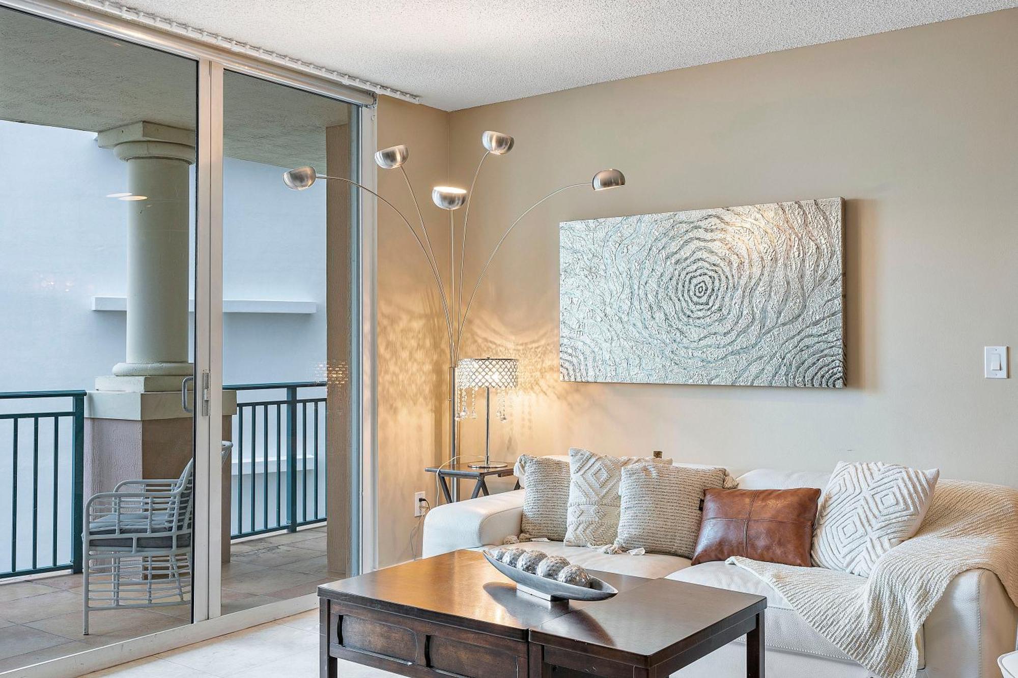 King David By The Ocean Apartment ไมอามีบีช ภายนอก รูปภาพ