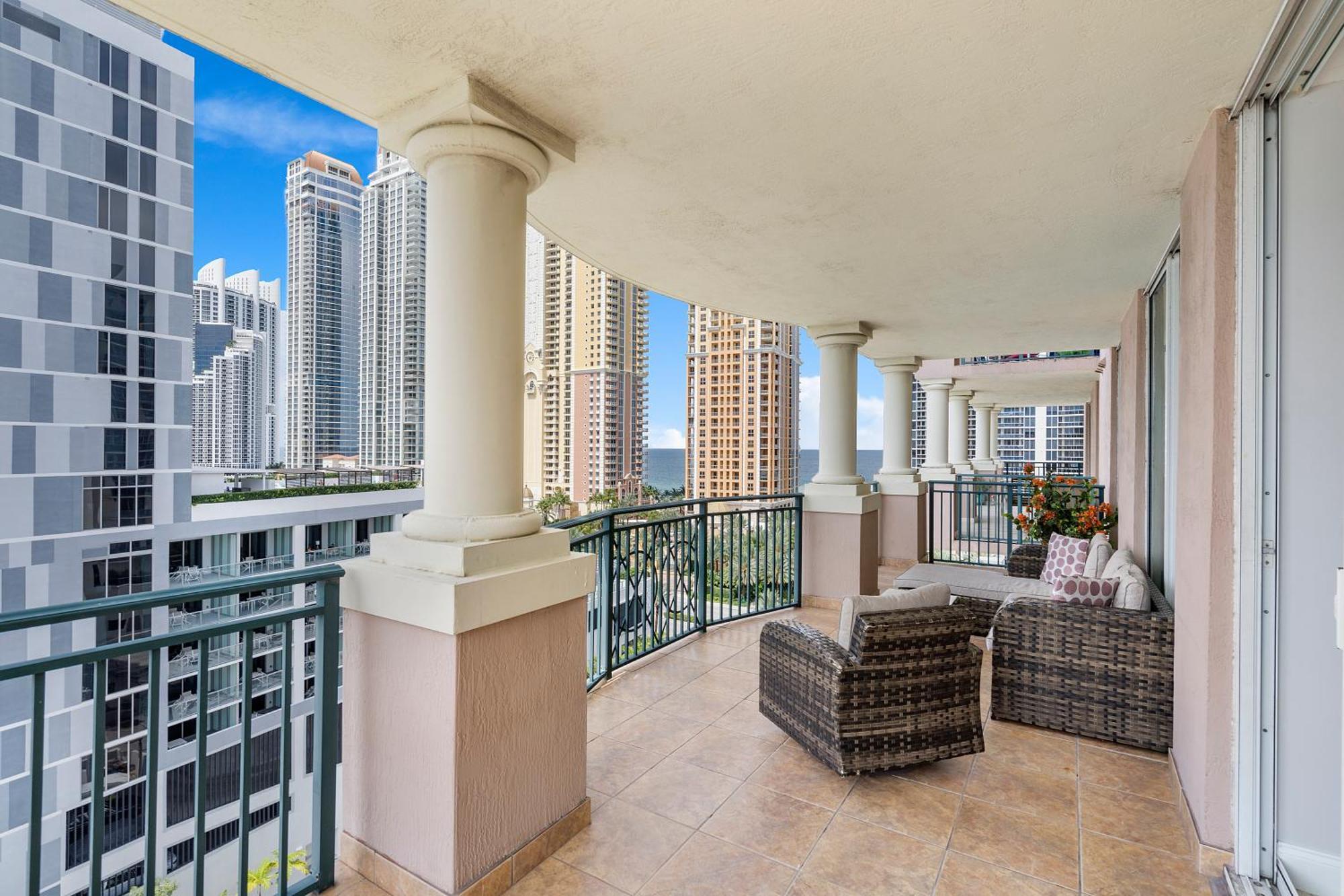King David By The Ocean Apartment ไมอามีบีช ภายนอก รูปภาพ