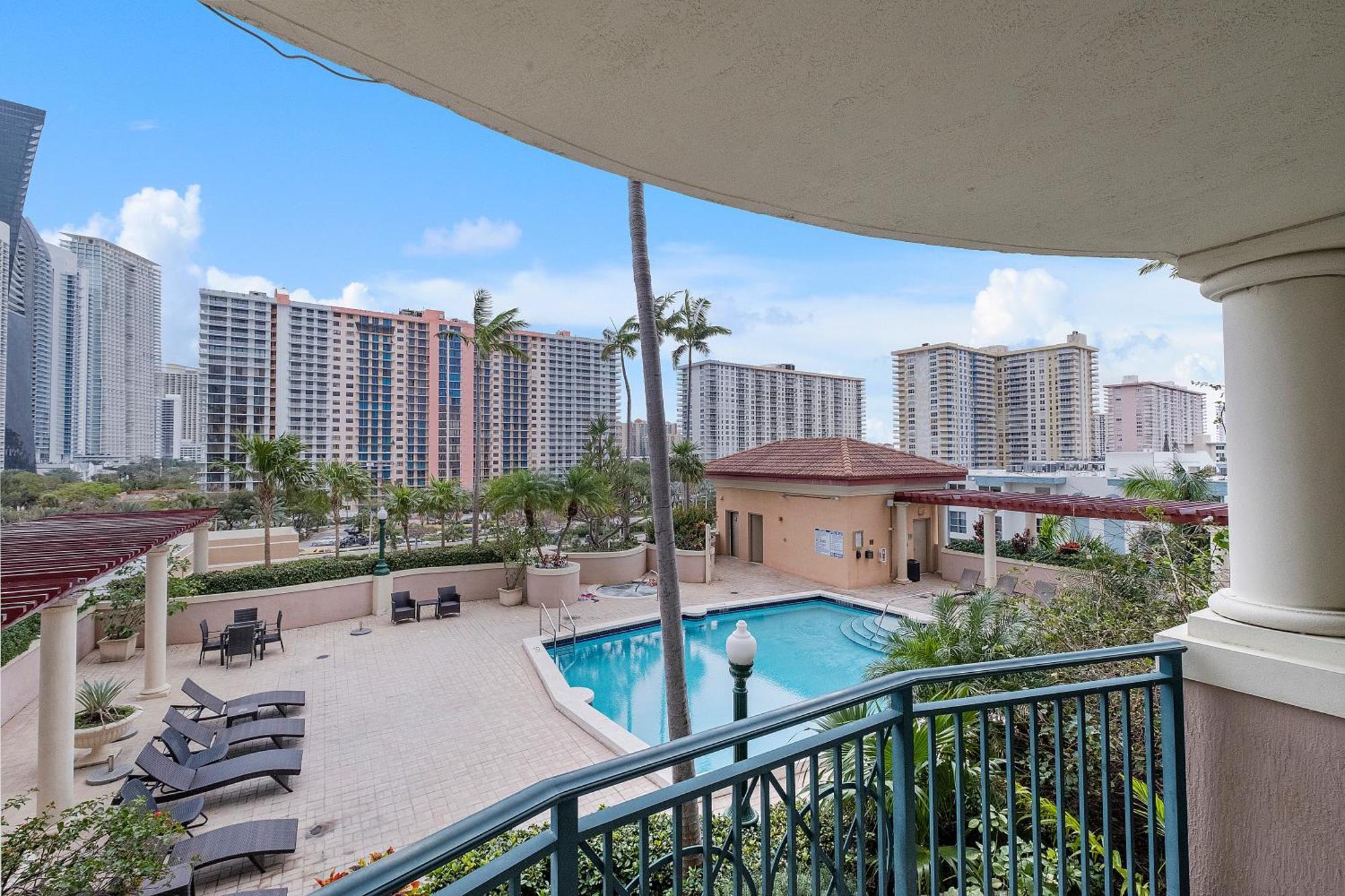 King David By The Ocean Apartment ไมอามีบีช ภายนอก รูปภาพ