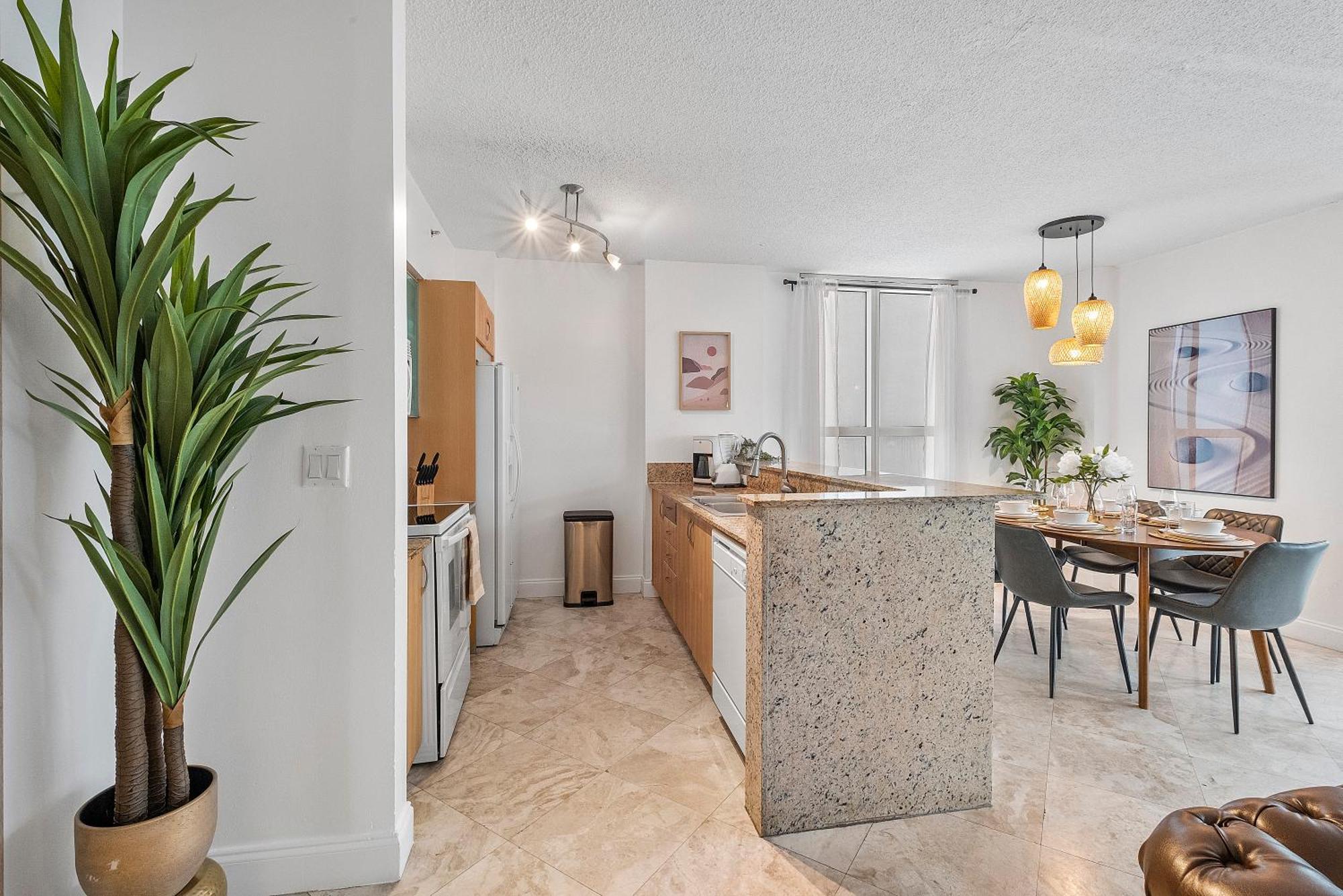 King David By The Ocean Apartment ไมอามีบีช ภายนอก รูปภาพ