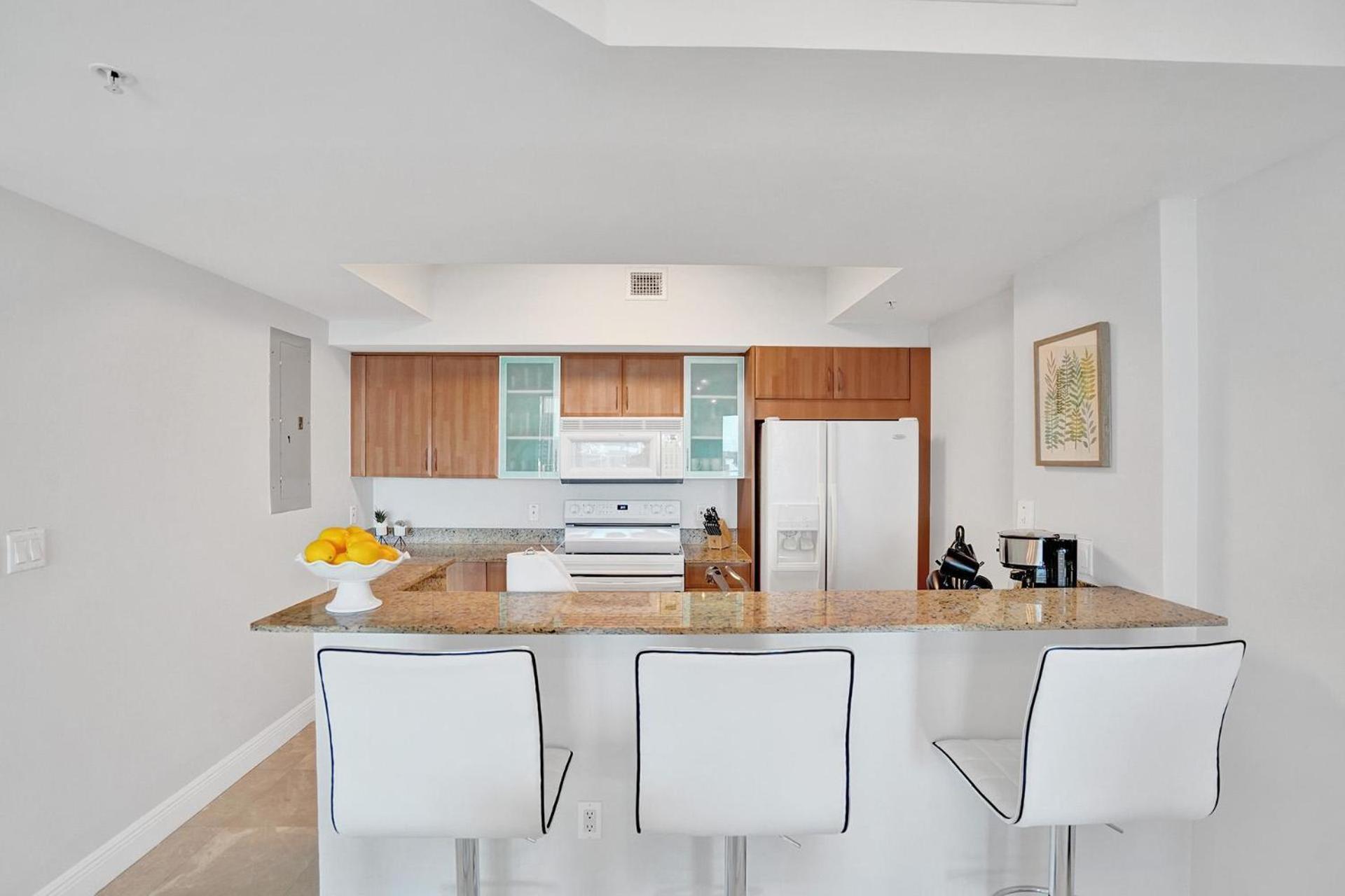 King David By The Ocean Apartment ไมอามีบีช ภายนอก รูปภาพ