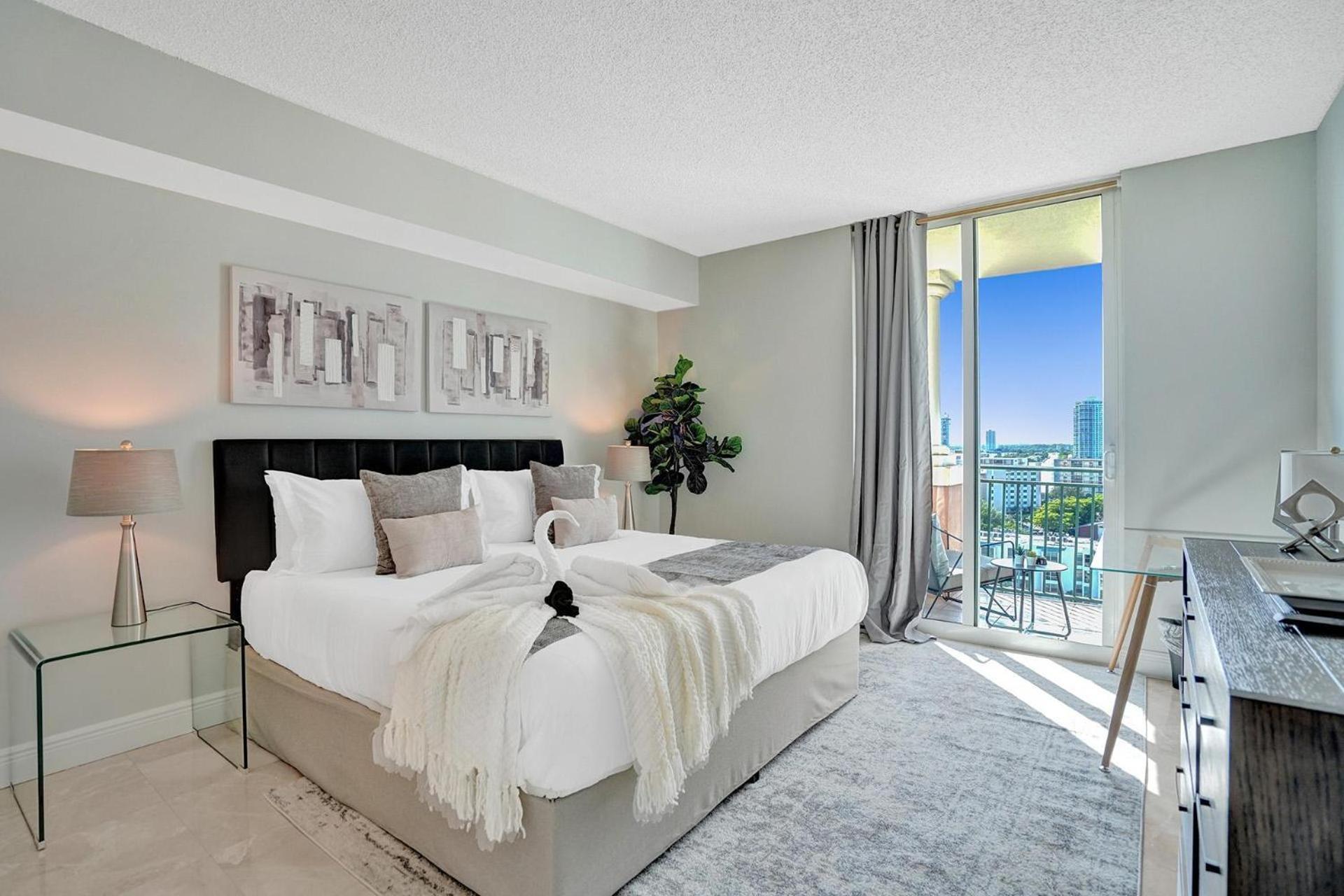 King David By The Ocean Apartment ไมอามีบีช ภายนอก รูปภาพ