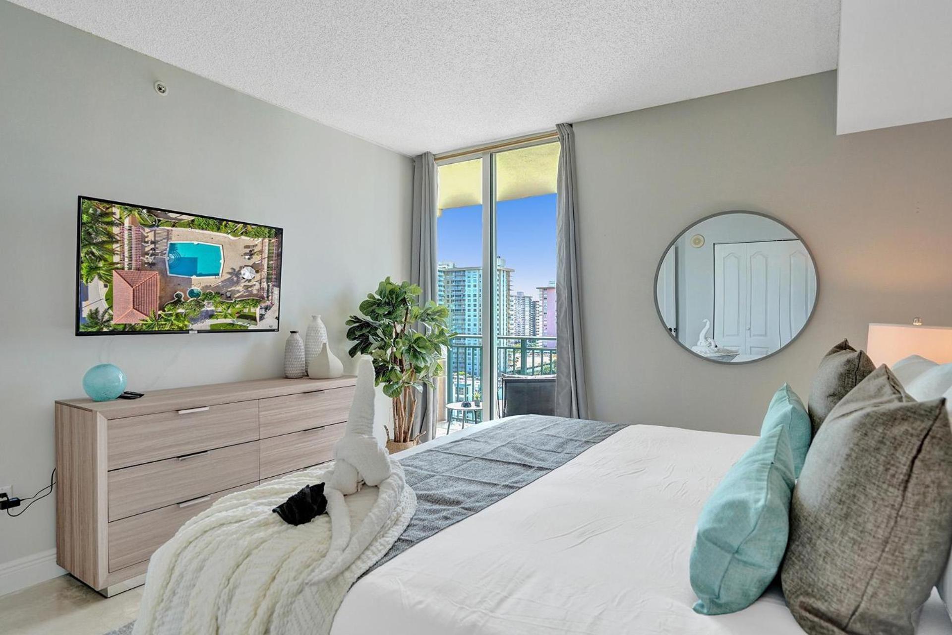 King David By The Ocean Apartment ไมอามีบีช ภายนอก รูปภาพ